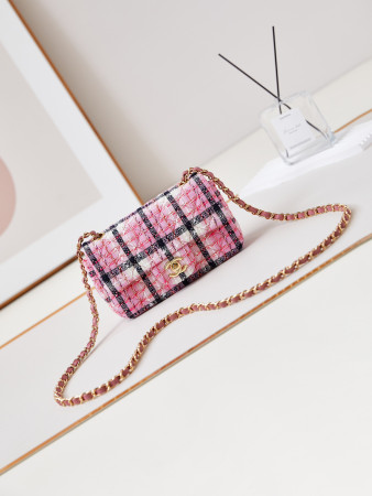 CHANEL MINI CLASSIC HANDBAG 12 × 20 × 6 cm