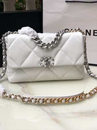 CHANEL 19 LARGE HANDBAG Shiny Leather, Gold-Tone, Silver-Tone & Ruthenium-Finish Metal White 7.8 × 11.7 × 3.9 in