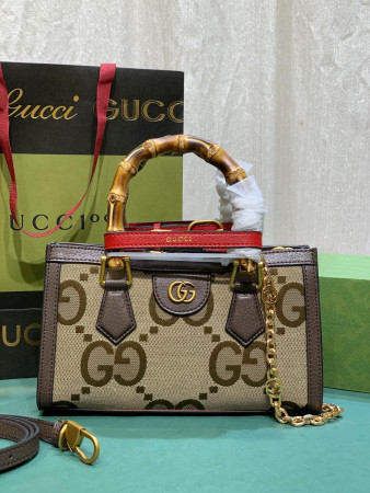 GUCCI DIANA SMALL SHOULDER BAG 25W x 16H x 9D CM