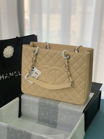 CHANEL GST CAVIAR LEATHER HARDWARE 24X33X13CM