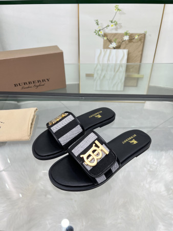 UA Burberry Slides