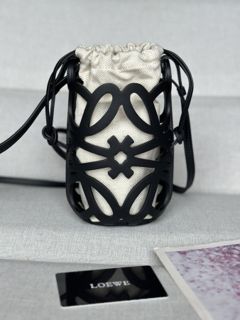 LOEWE Anagram cut-out pocket in classic calfskin and canvas 20x11x8cm