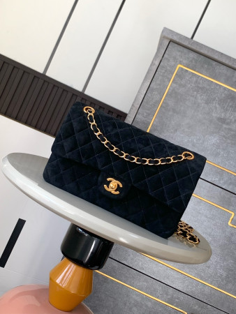 CHANEL CLASSIC 11.12 HANDBAG 25 15.5×25.5×6.5cm