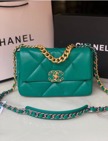 CHANEL 19 HANDBAG Shiny Leather, Gold-Tone, Silver-Tone & Ruthenium-Finish Metal Green 6.2 × 10.1 × 3.5 in
