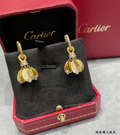 Cartier coffee bean leaf earrings