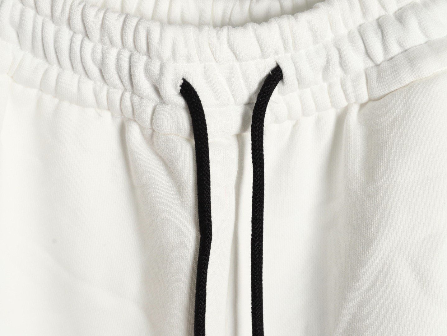 Ch*0me He**ts shorts