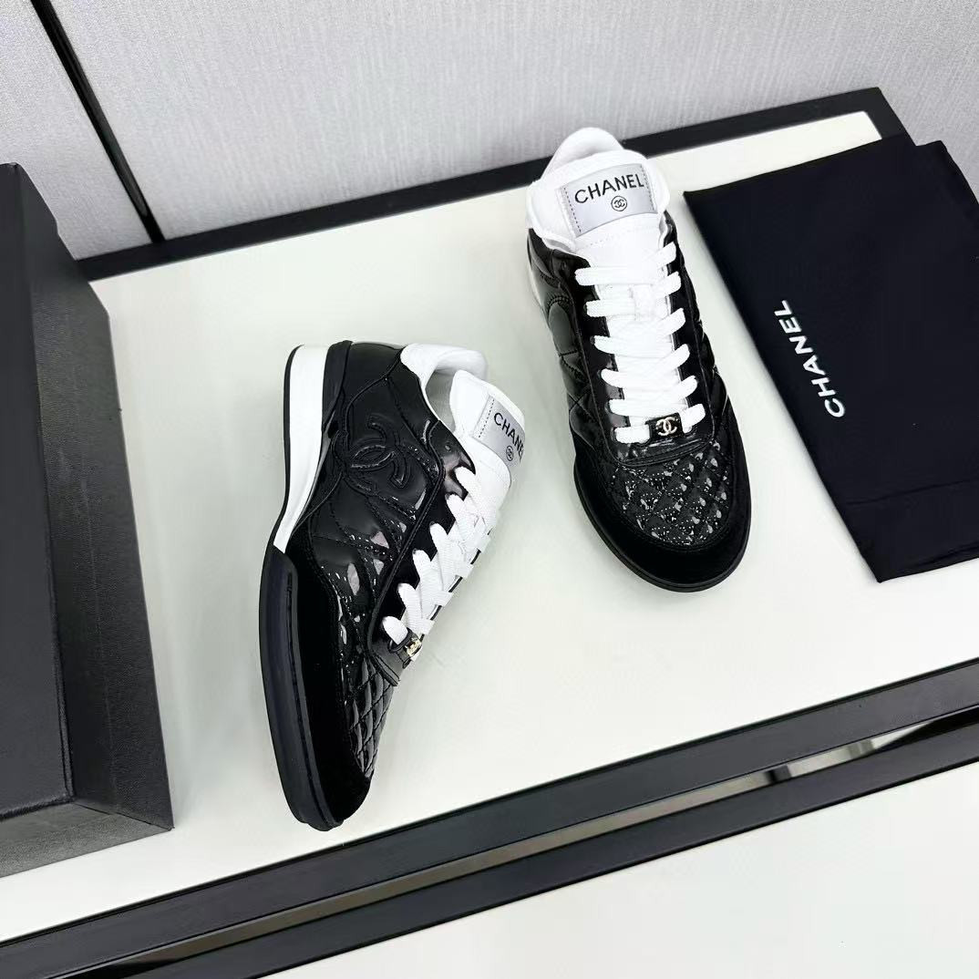 UA CHANEL SNEAKER