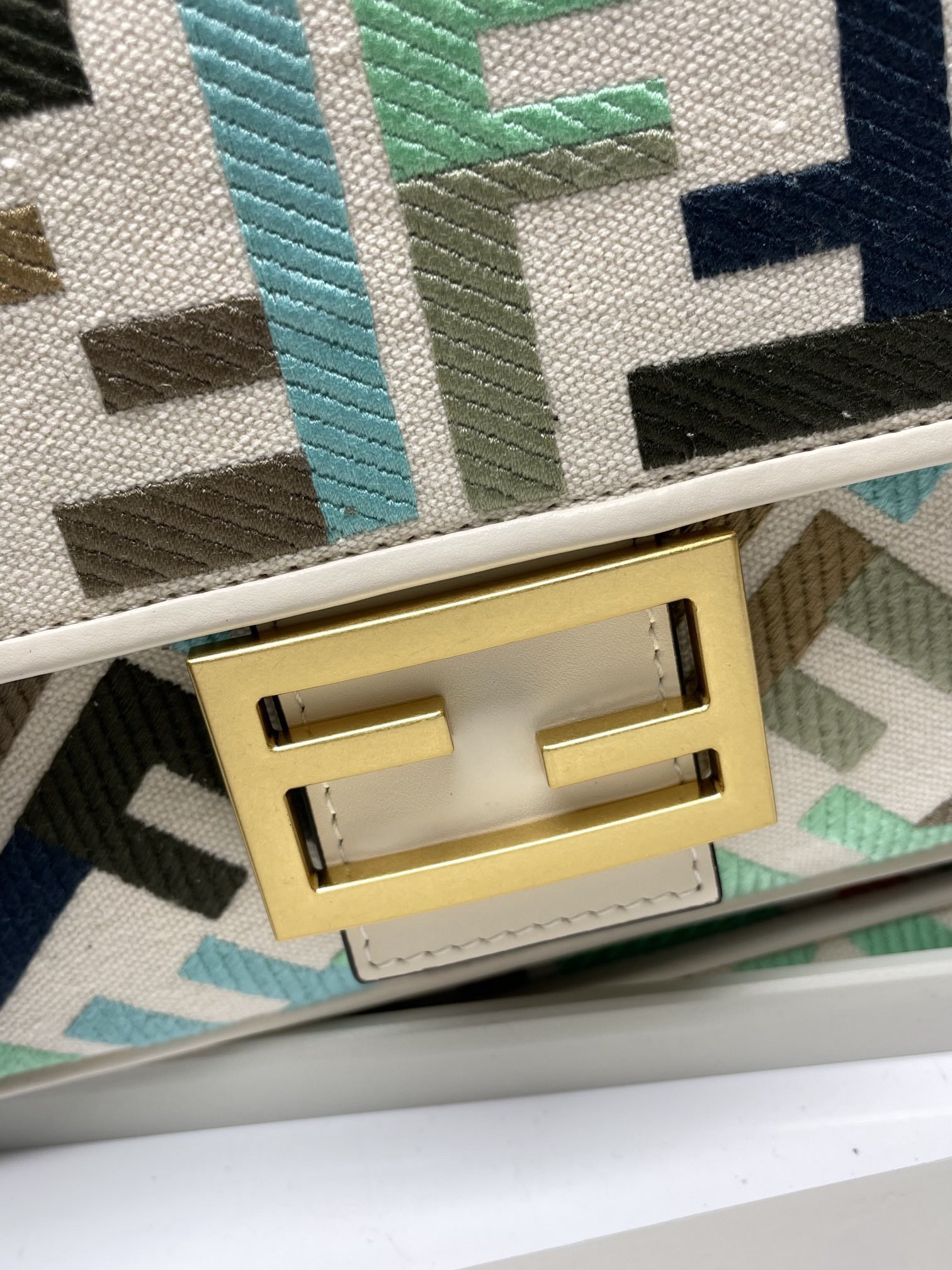 Fendi Baguette Multicoloured Canvas Bag With FF Embroidery 15x6x27cm