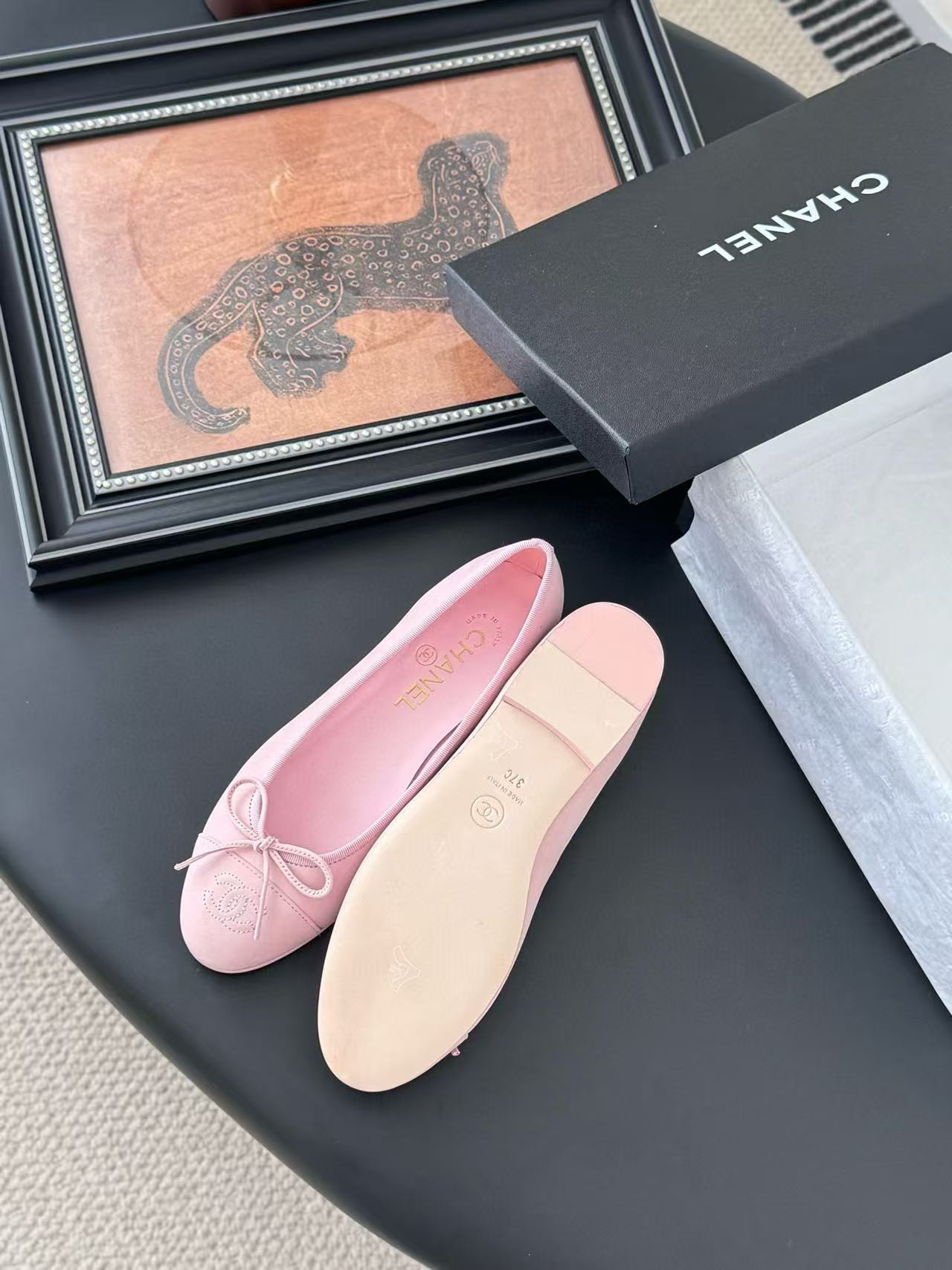UA CHANEL BALLET FLATS
