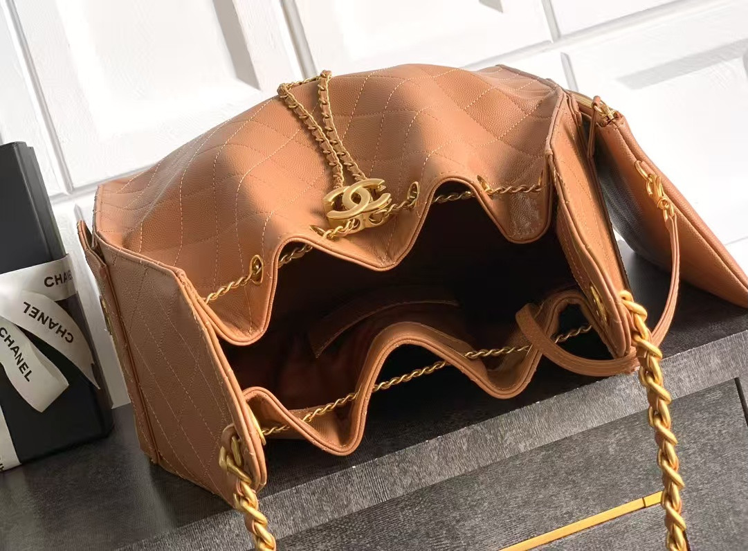 CHANEL 25C Bucket BAG 40x30x15cm