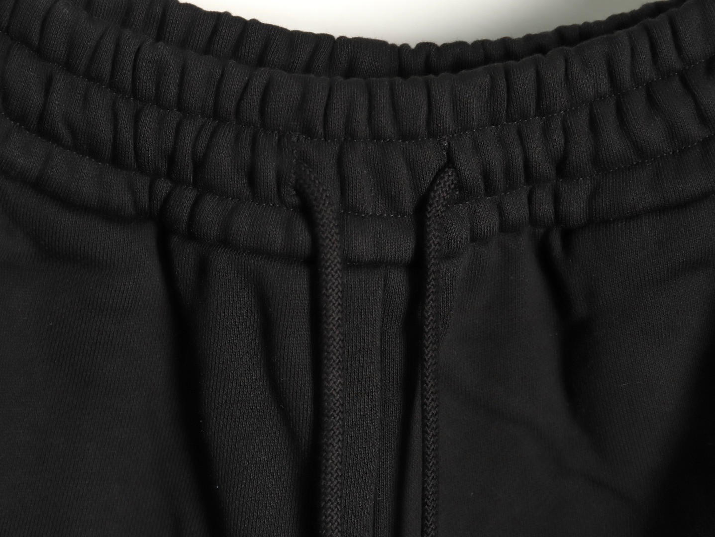 Ch*0me He**ts shorts