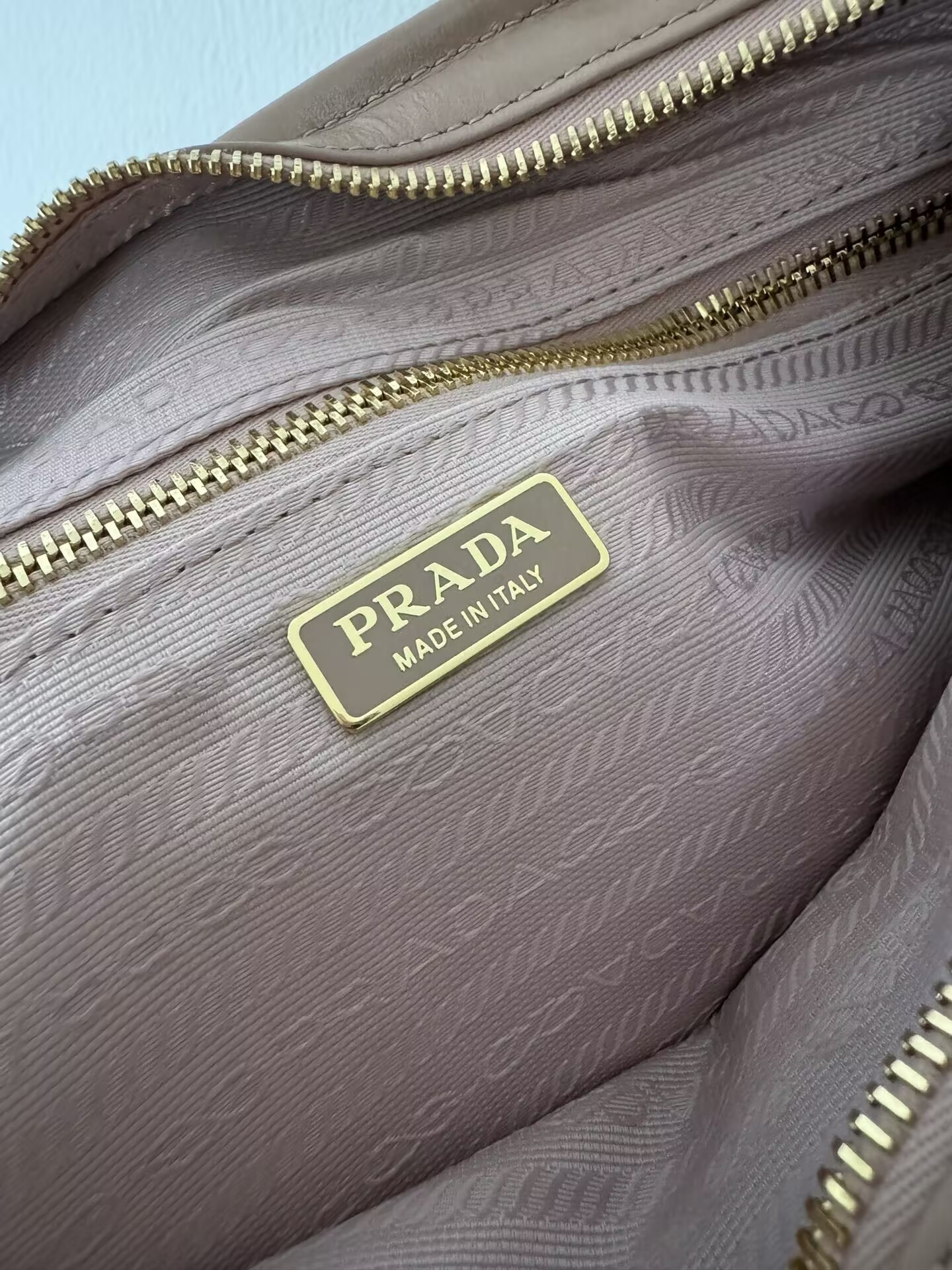Prada Bonnie Medium Leather Handbag 32x15.5x12cm