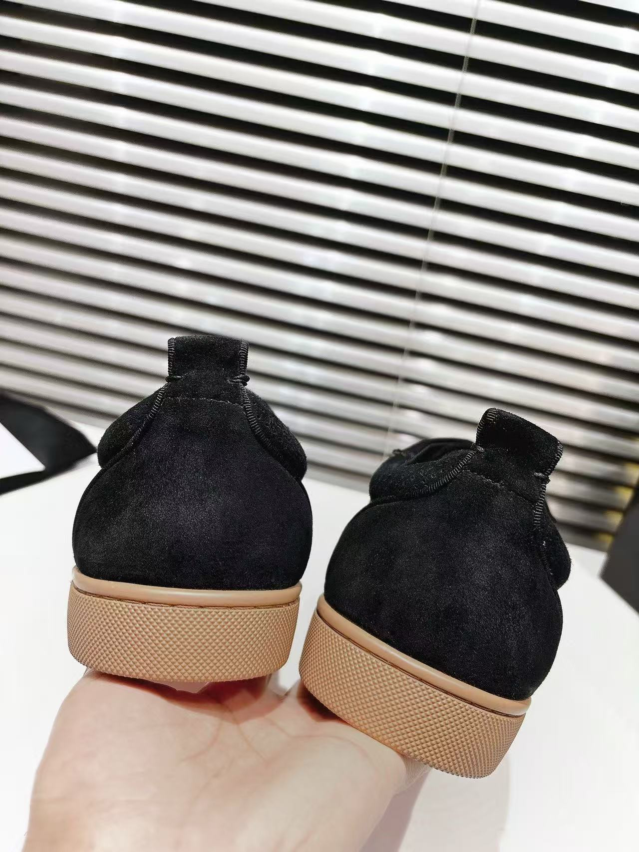 UA Christian Louboutin Sneaker