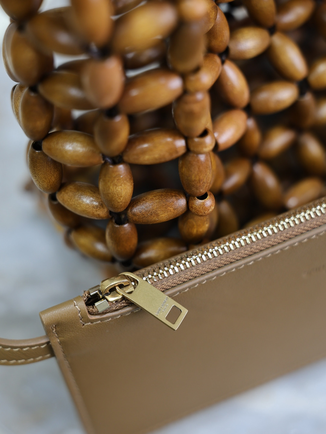 YSL LE 5 à 7 wood beads 23x22x8.5cm