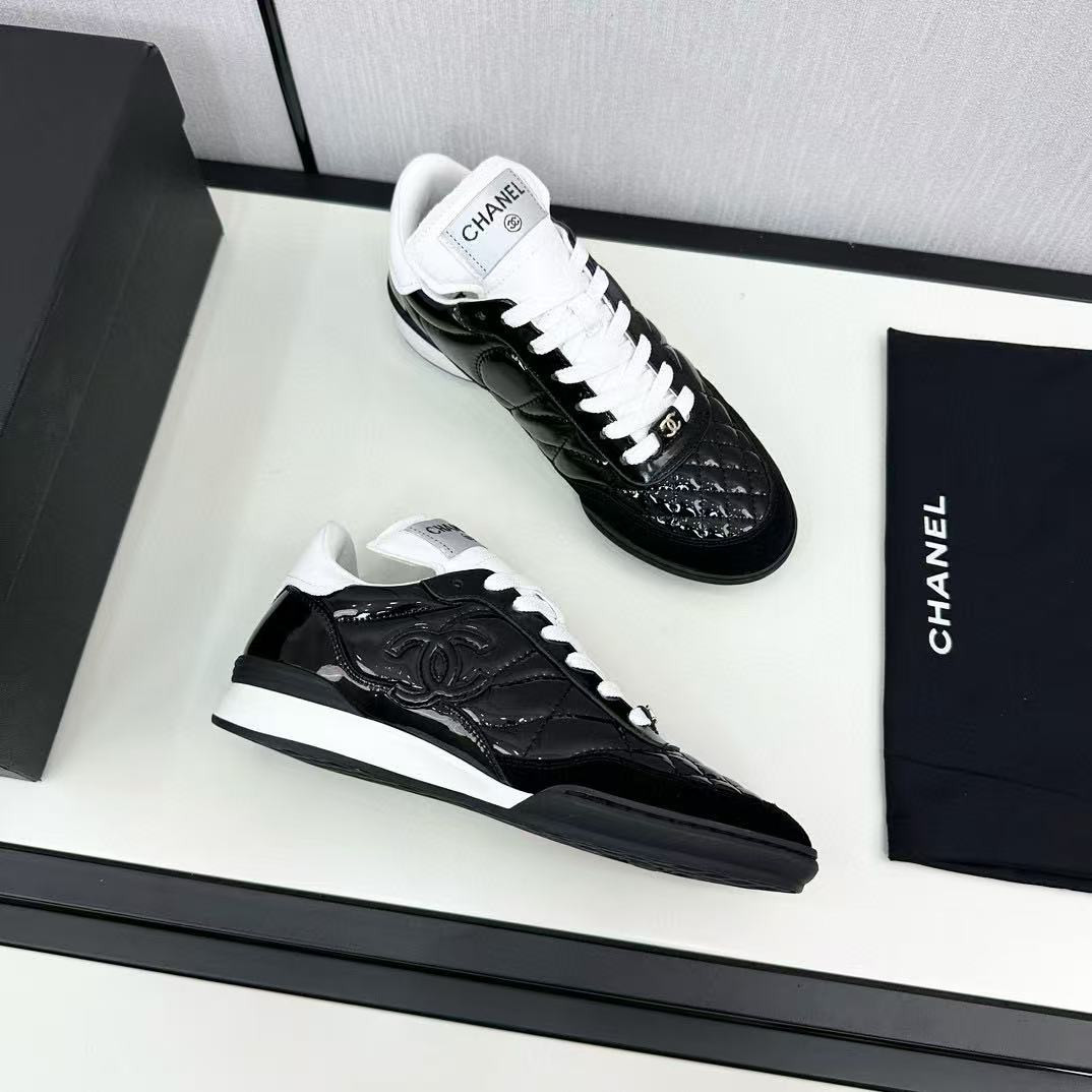 UA CHANEL SNEAKER