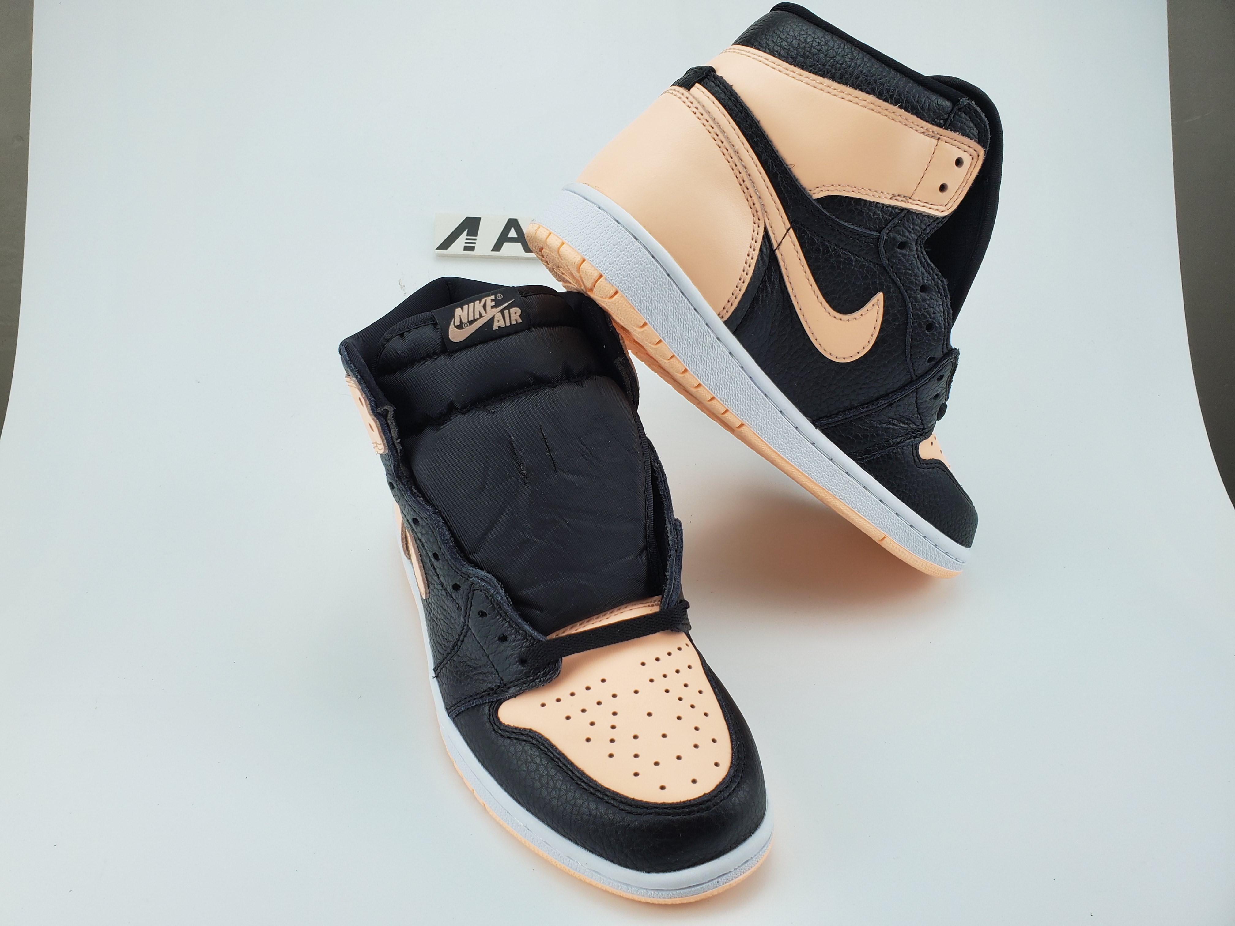 Jordan 1 Retro High Black Crimson Tint