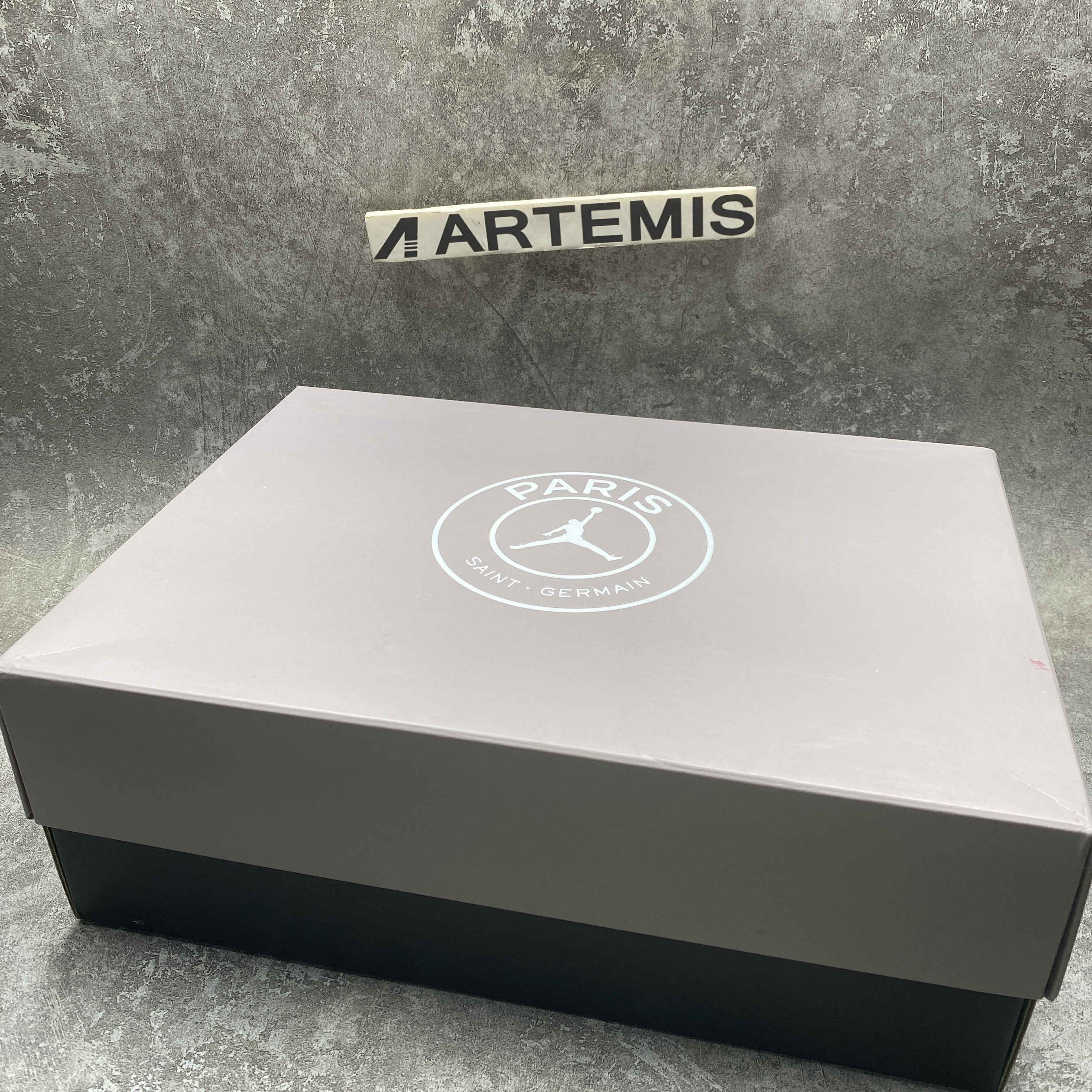 ‍PSG x Air Jordan 5 Retro Low Pumice