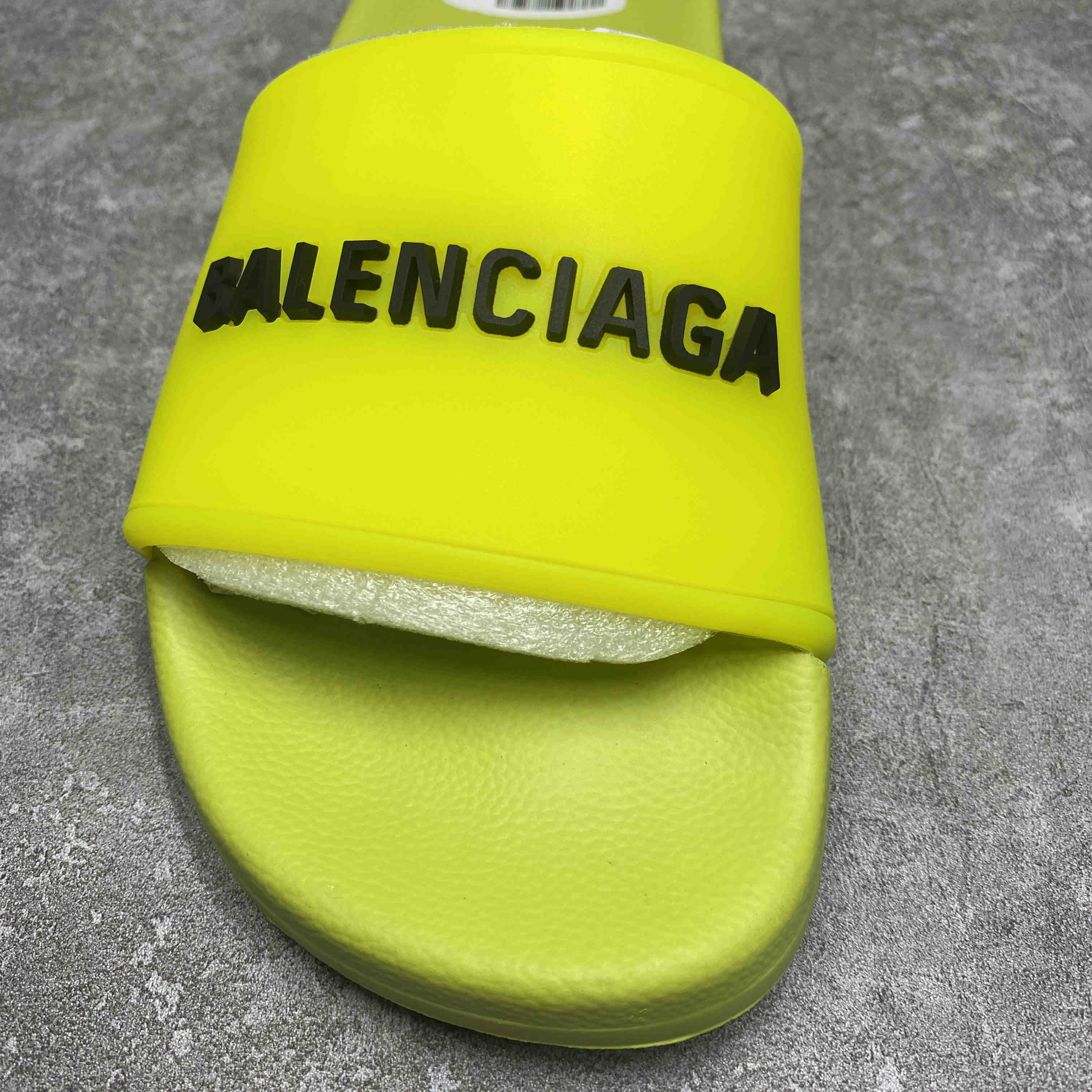 Balenciaga Pool Slide Lime