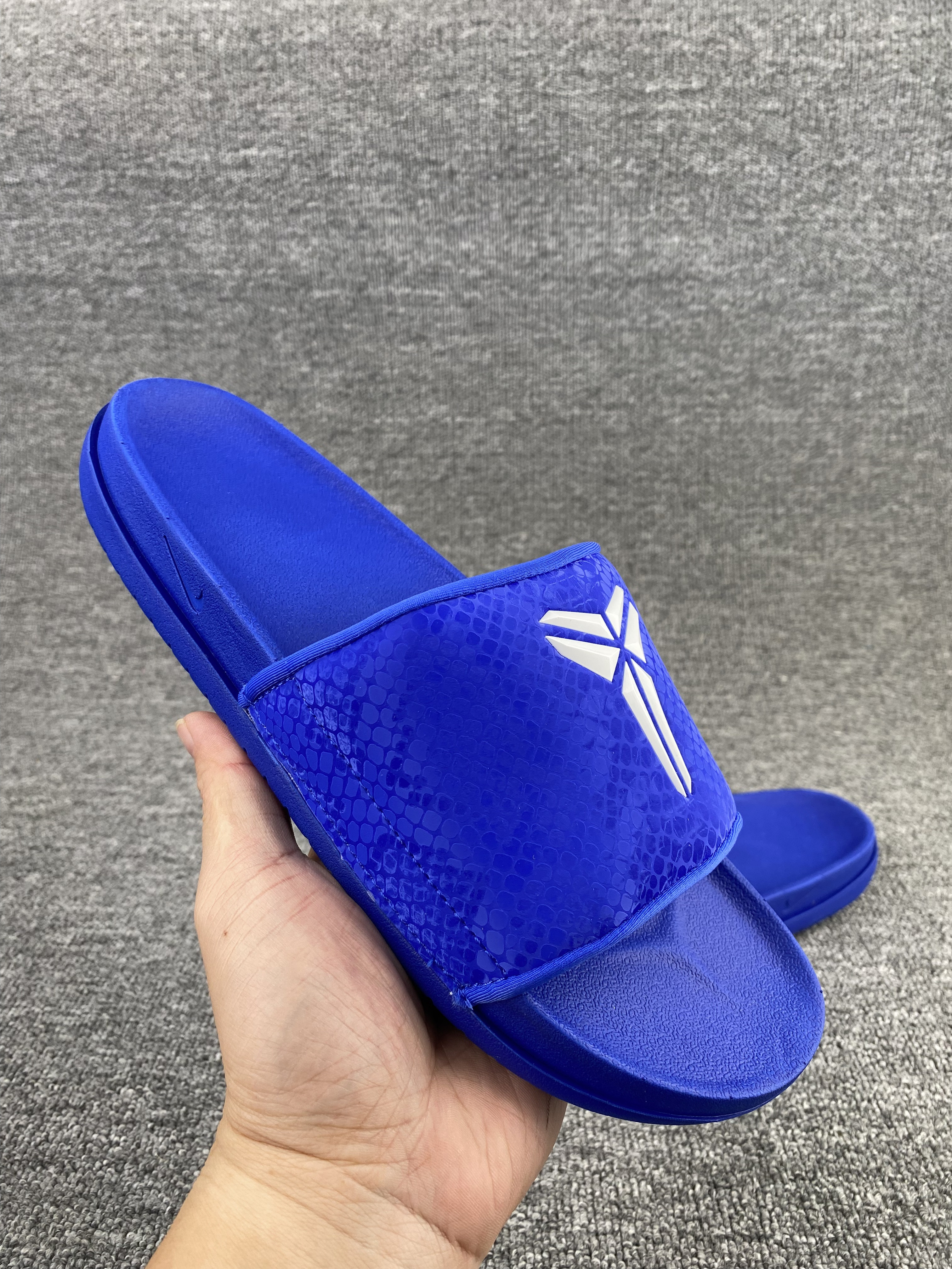 UA Nike Offcourt Slide