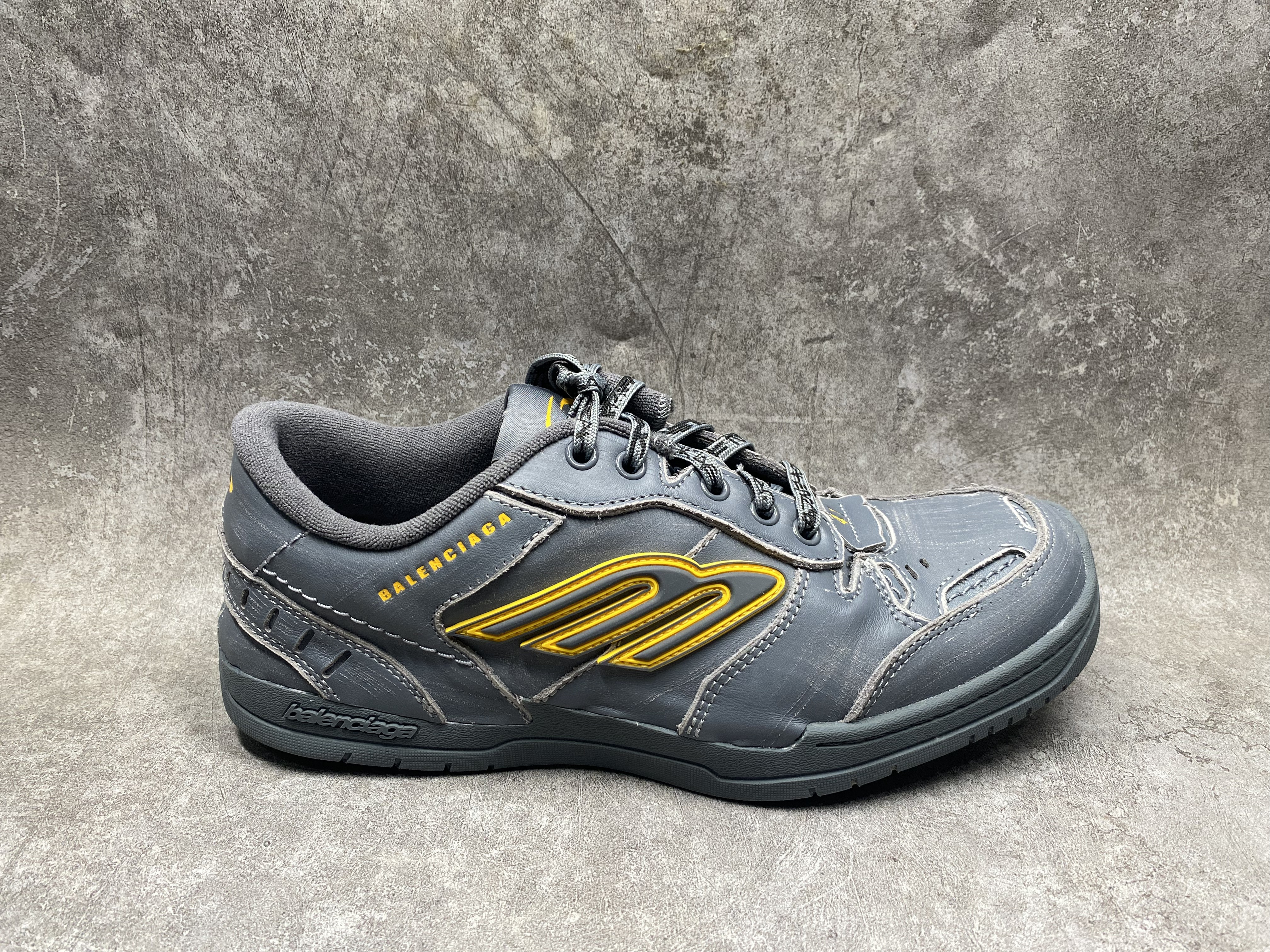 UA Balenciaga Hamptons Worn-out Sneaker in Grey/yellow(run one size large)