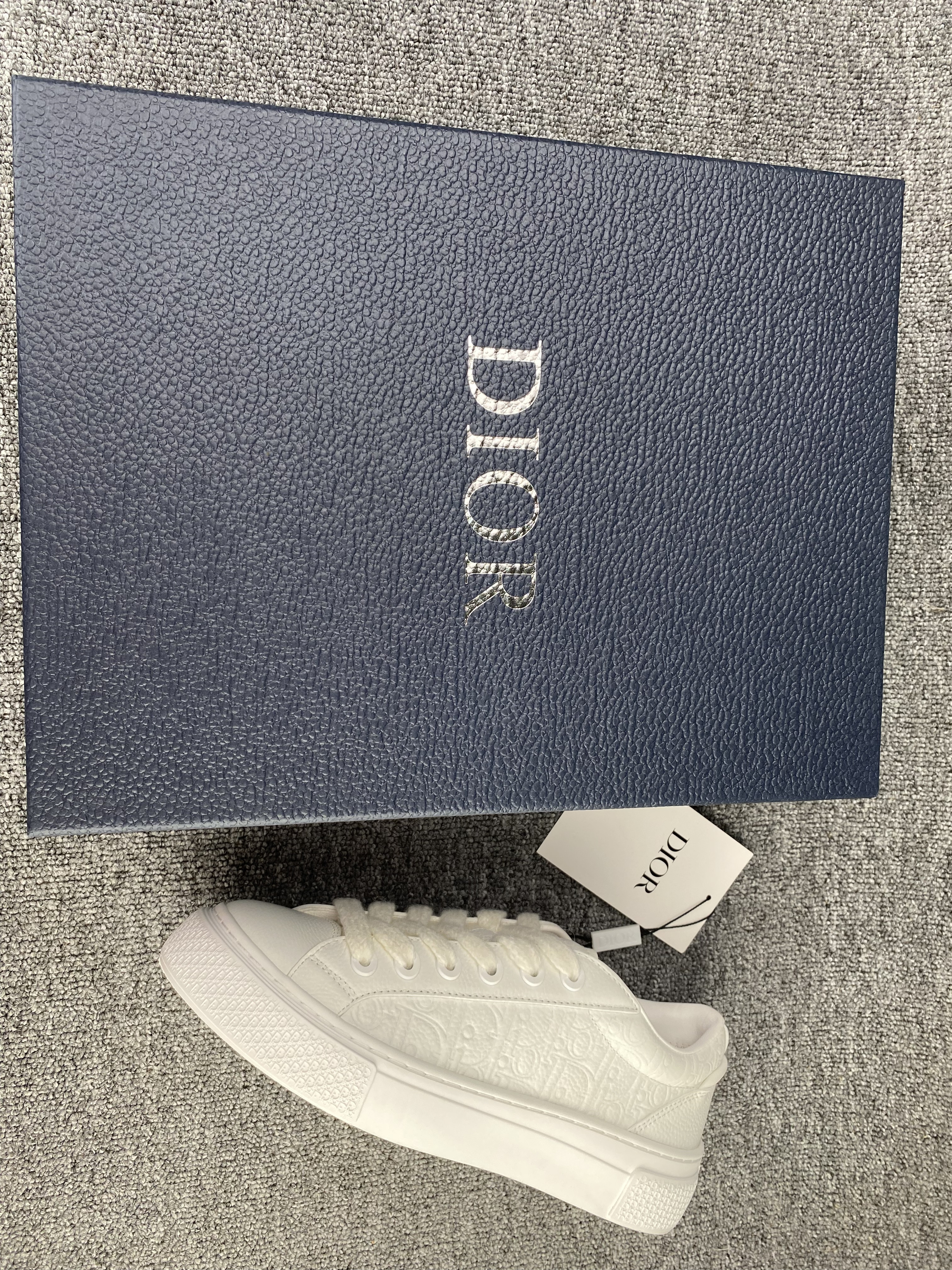 UA Dior B33 Sneaker
