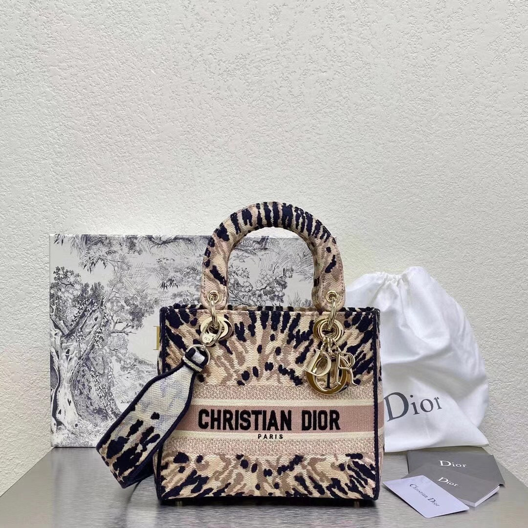 DIOR MEDIUM LADY D-LITE BAG