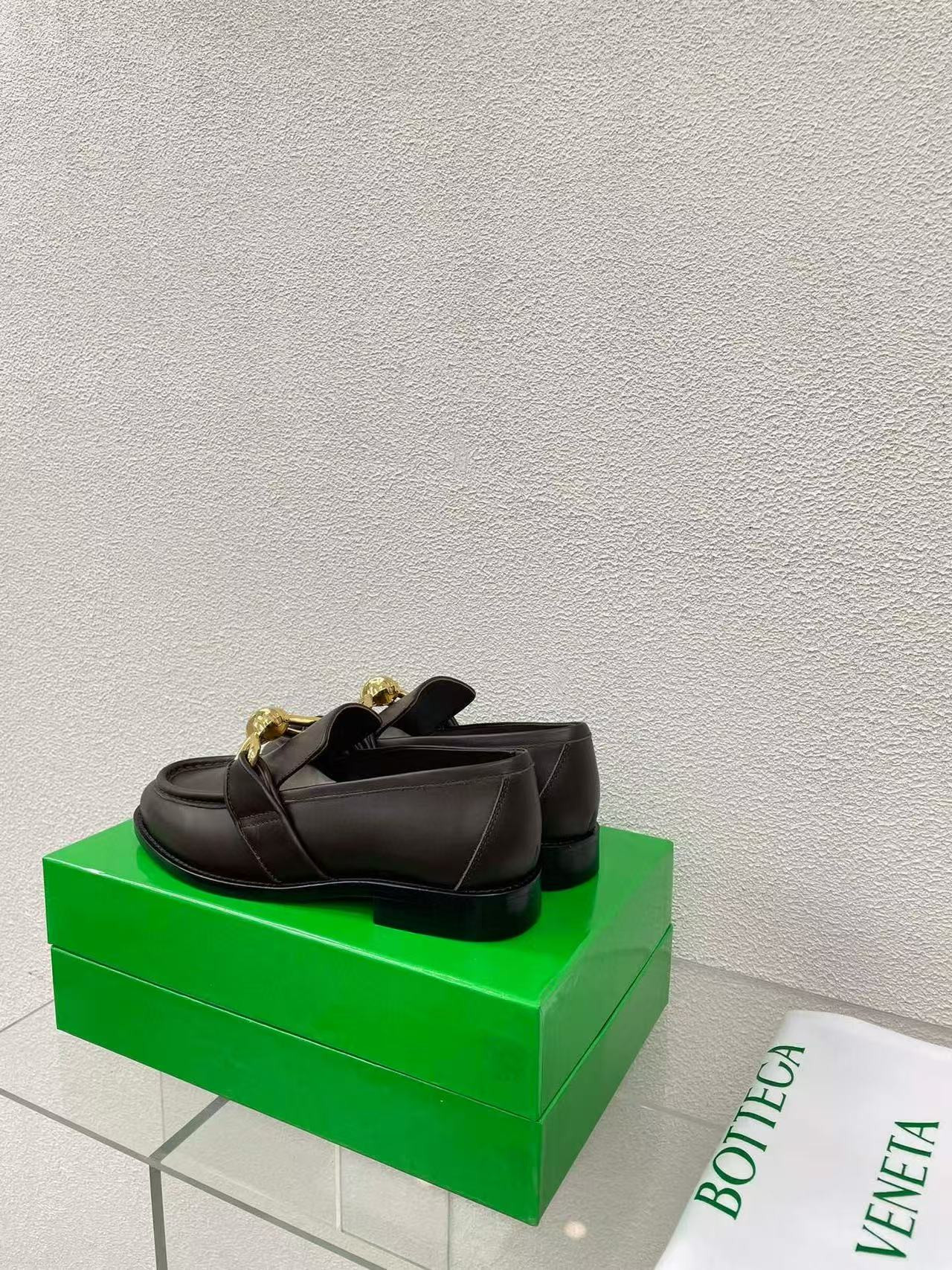 UA Bottega Veneta Loafers Shoes