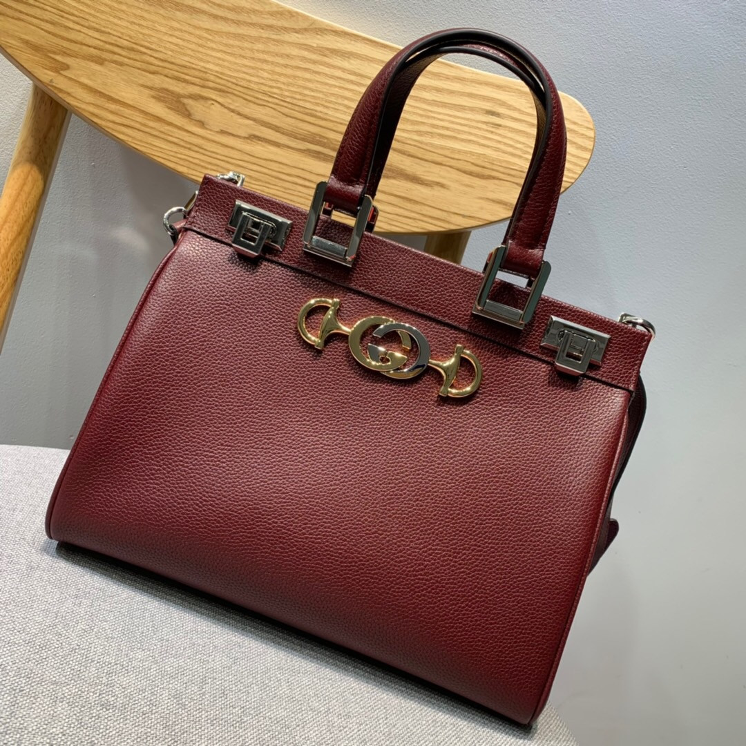 Gucci Zumi grainy leather small top handle bag