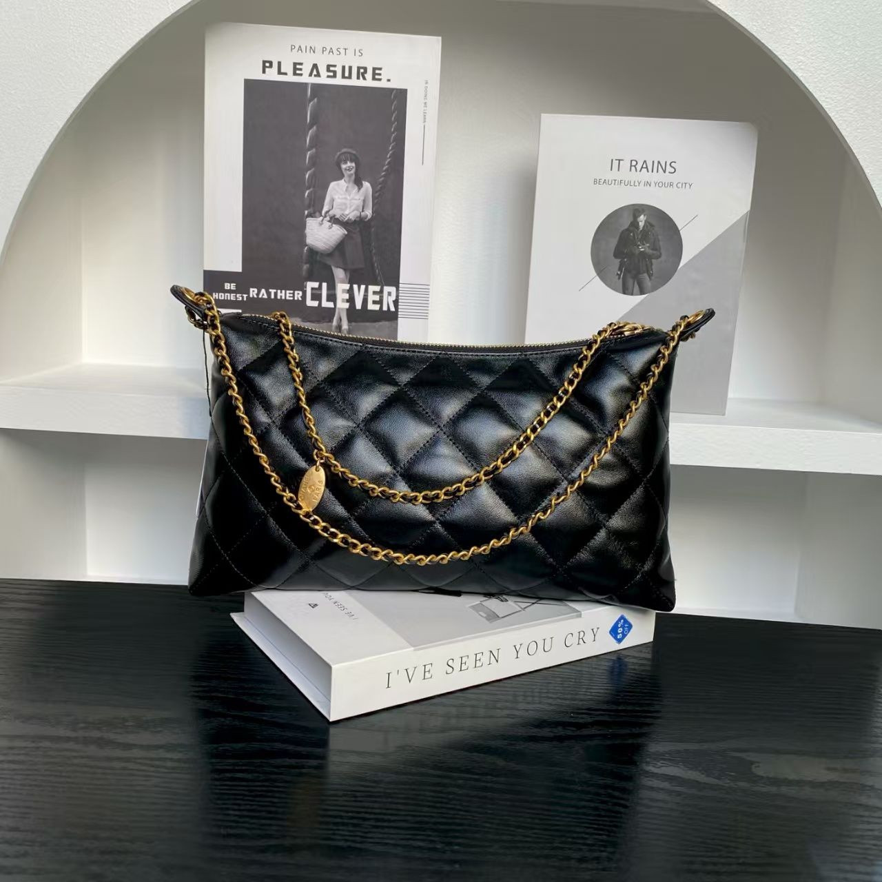 Chanel Hobo Chain Shoulder Bag 20x32x6cm