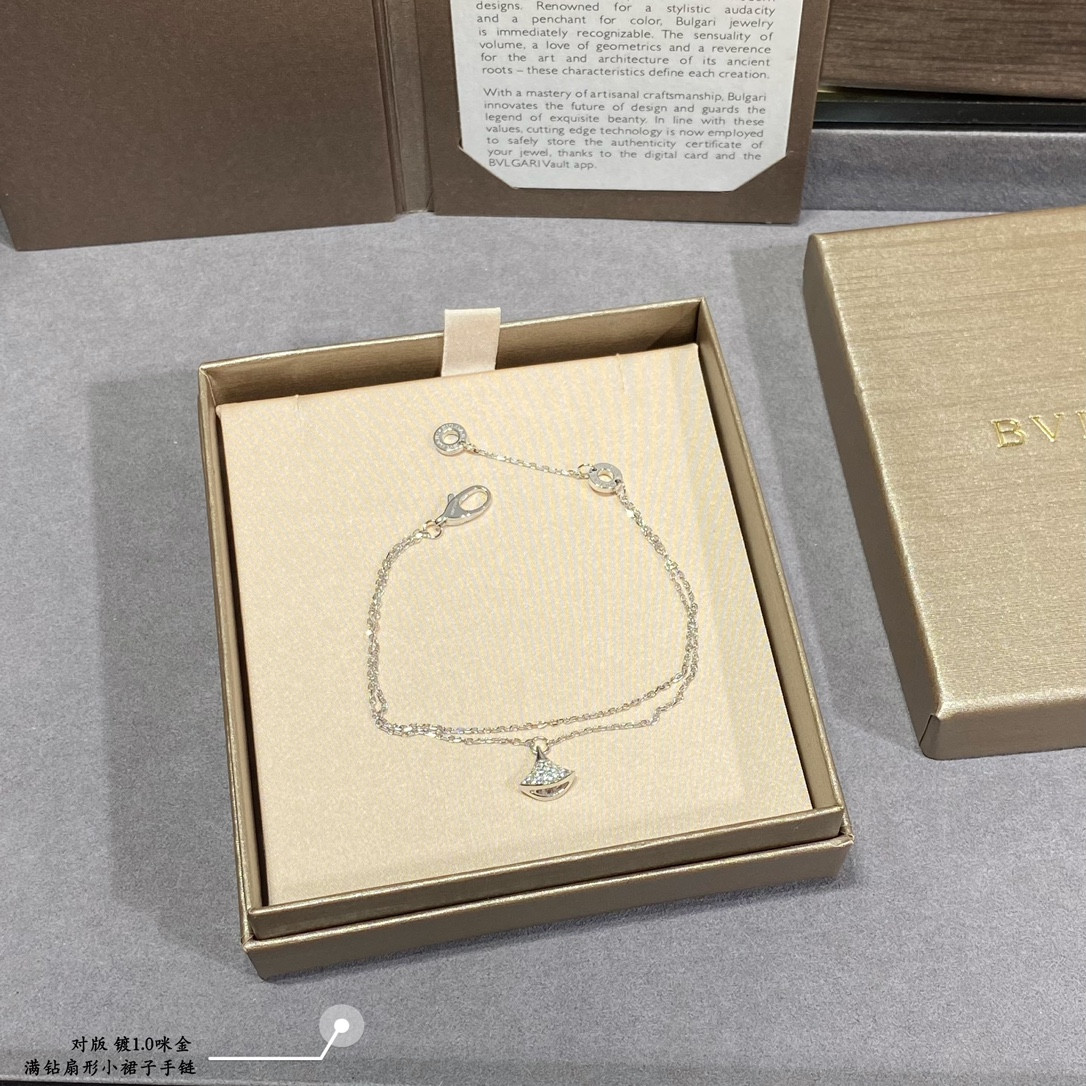Bvlgari Diamond fan-shaped mini skirt Bracelet