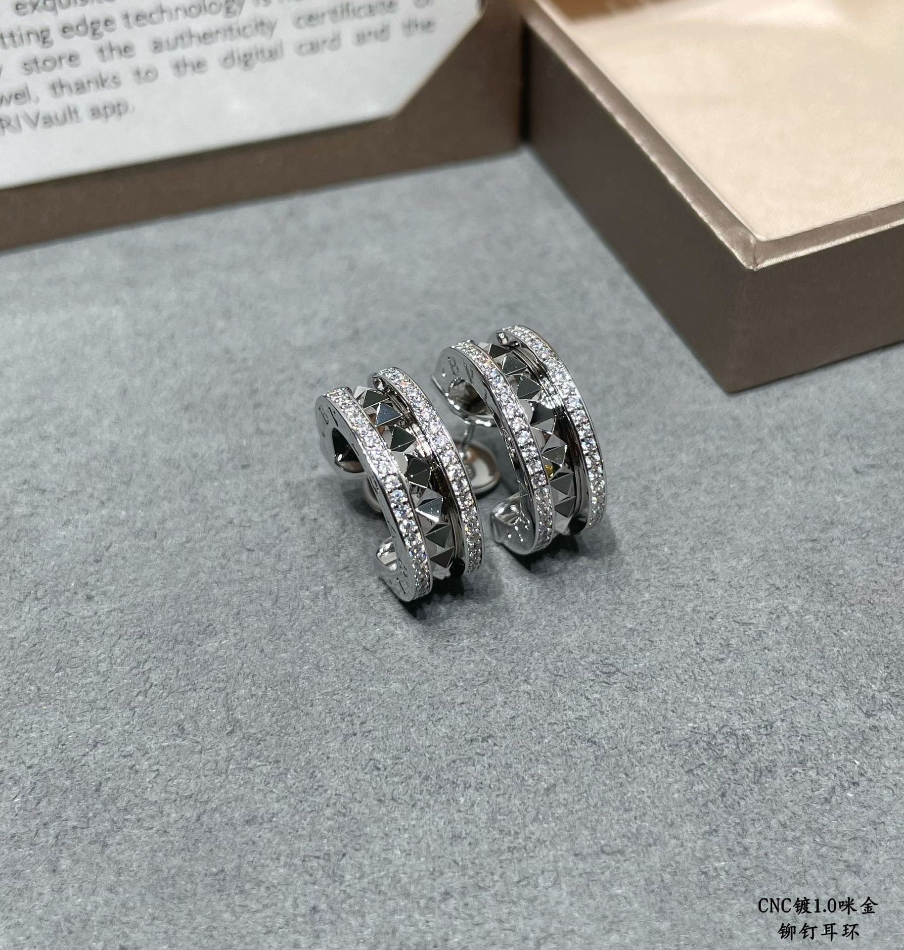 Bvlgari Drill rivets on both sides Earrings