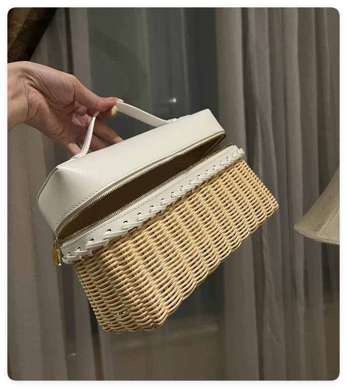 Loro Piana Extra Pocket L27 Wicker Bag 27 x 10 x 16cm