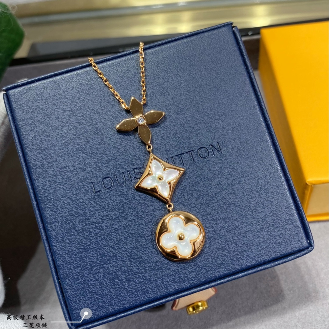 Louis Vuitton Three-Flower Necklace Rose Gold