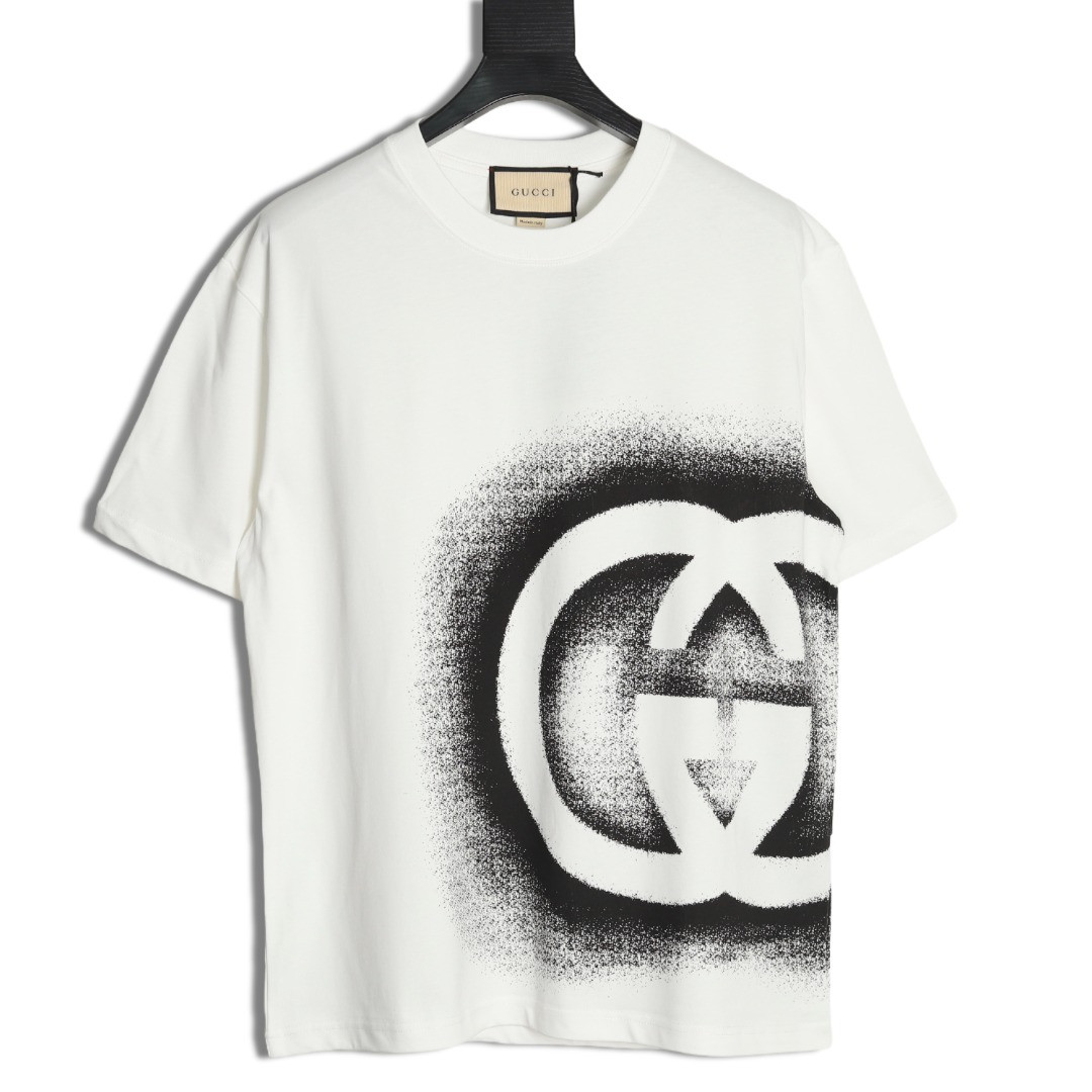 GUCCI Short-sleeved T-shirt