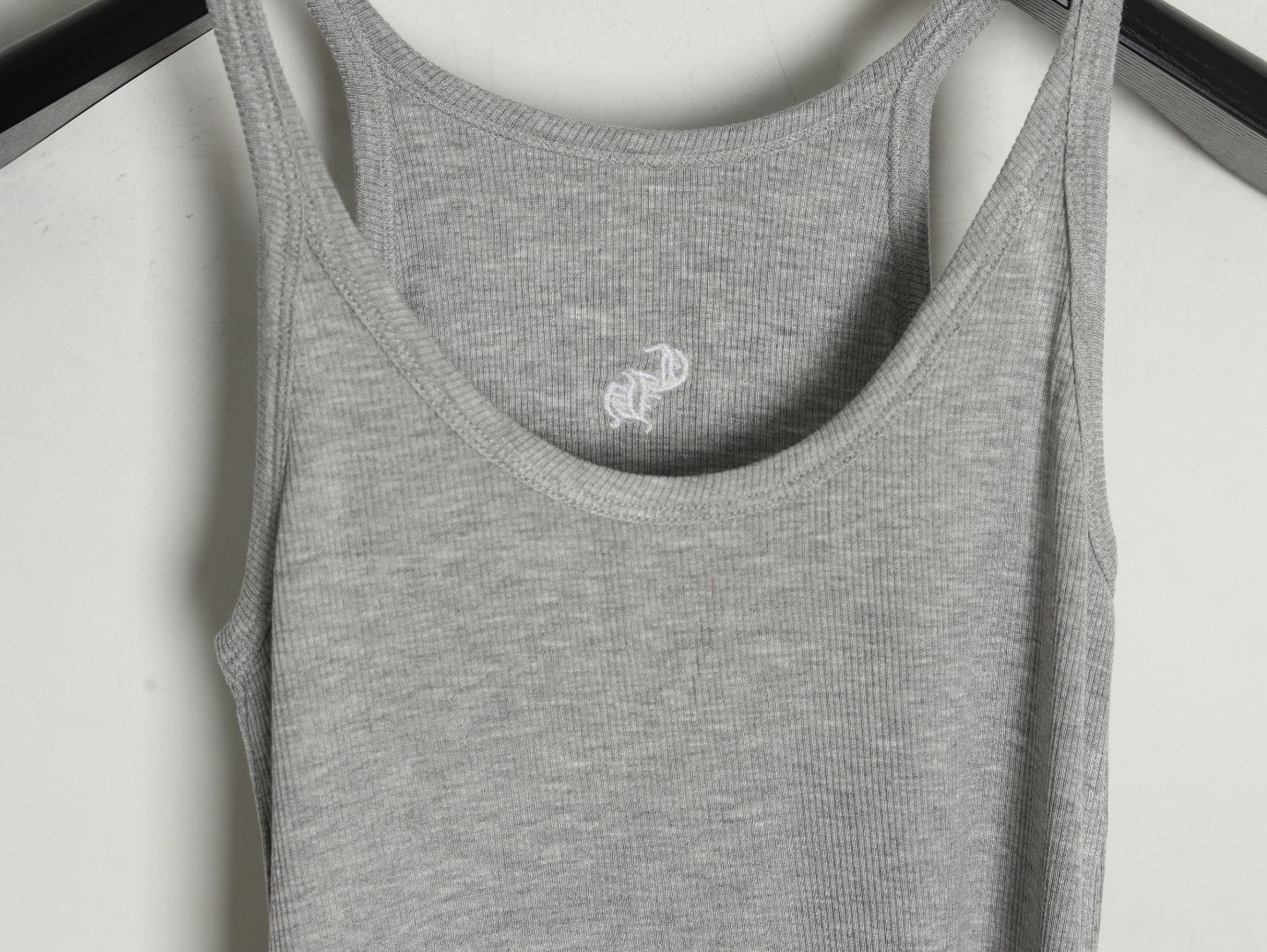 Ch*0me He**ts ch knitting vest