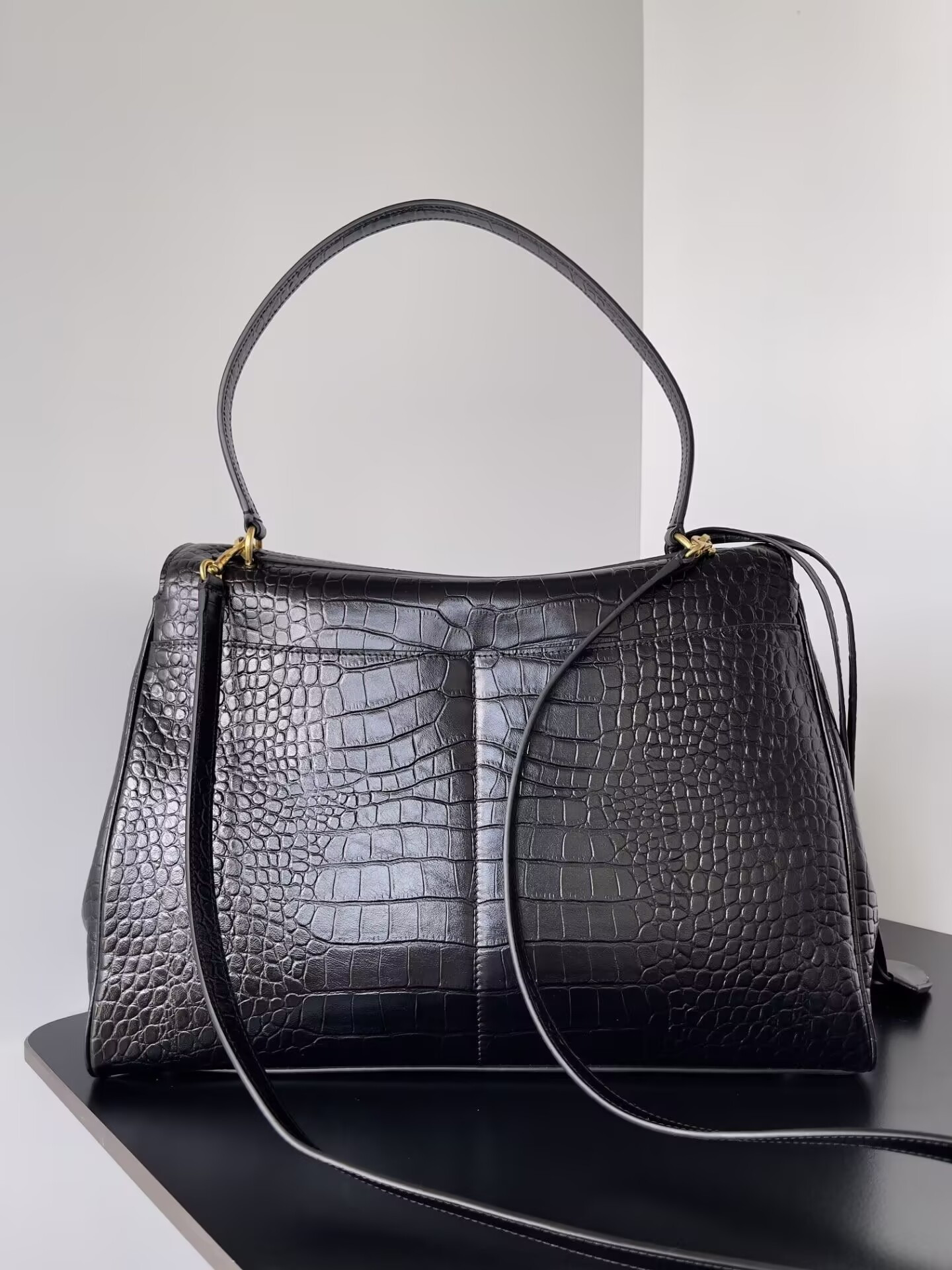 Balenciaga Rodeo Large Croc-Embossed Top-Handle Bag 39.8x29.9x12.9cm