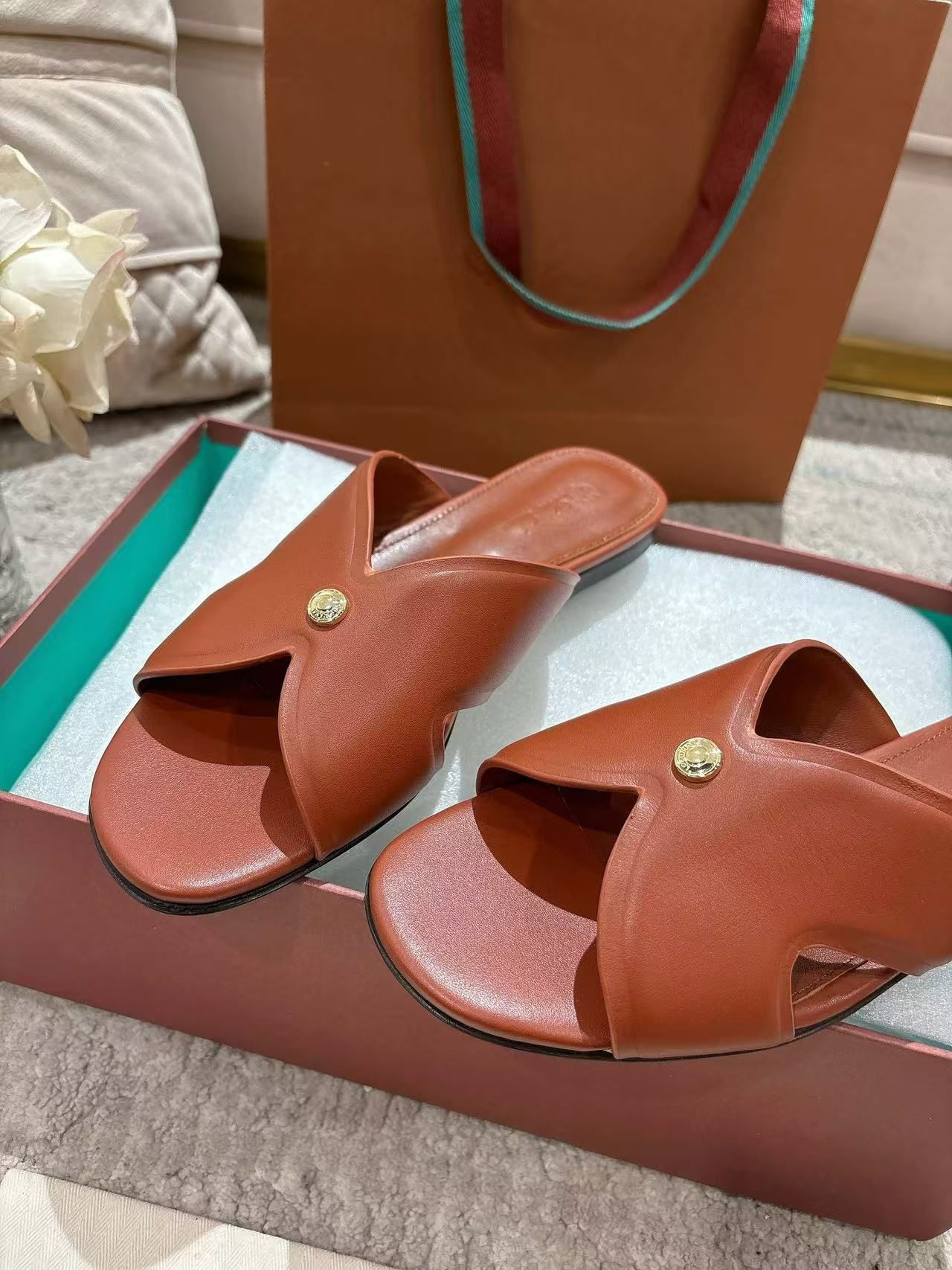 UA Loro Piana Vera Sandal