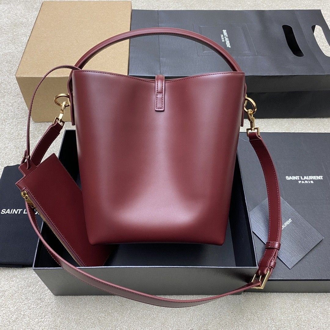 YSL LE 37 In Shiny Leather 26x20x12cm