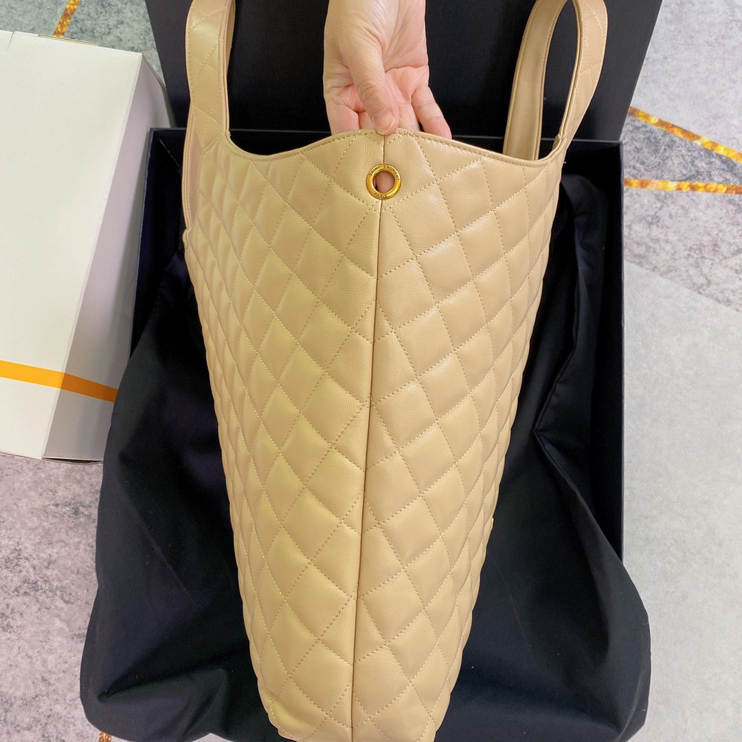 YSL ICARE MAXI SHOPPING BAG IN QUILTED LAMBSKIN