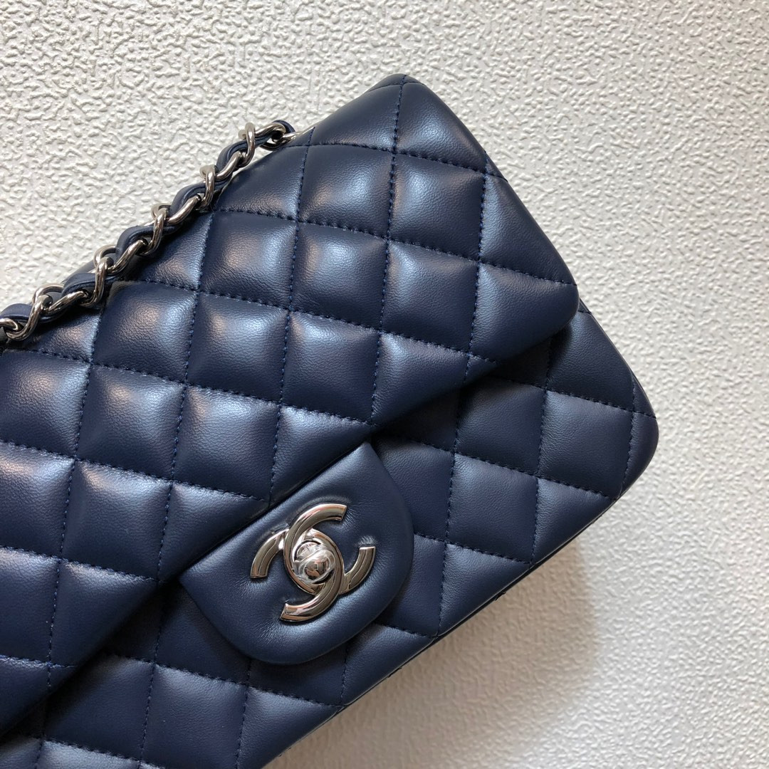 CHANEL MINI FLAP BAG 12 × 20 × 6 cm