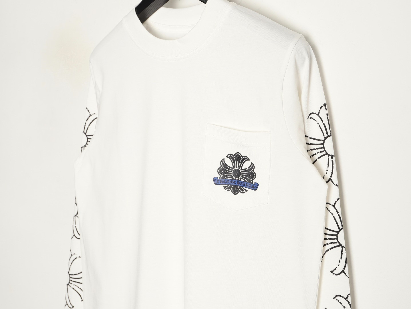 Ch*0me He**ts long-sleeved t-shirt