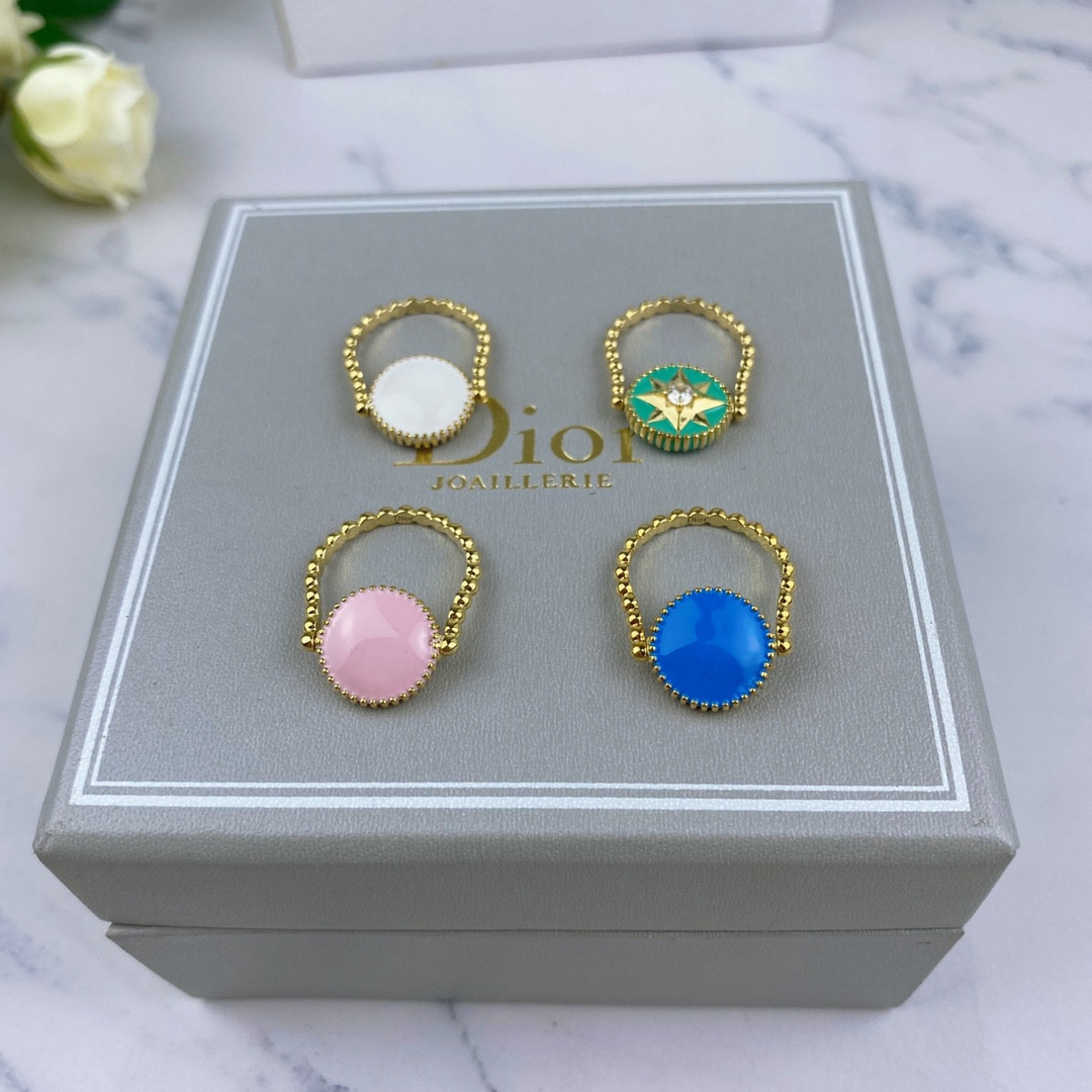 Dior Eight-pointed star Ring(No refund or exchange)