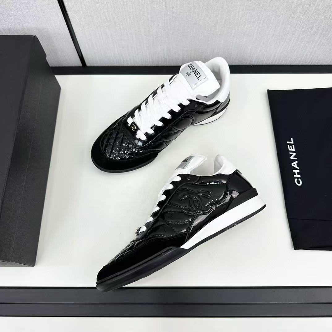 UA CHANEL SNEAKER