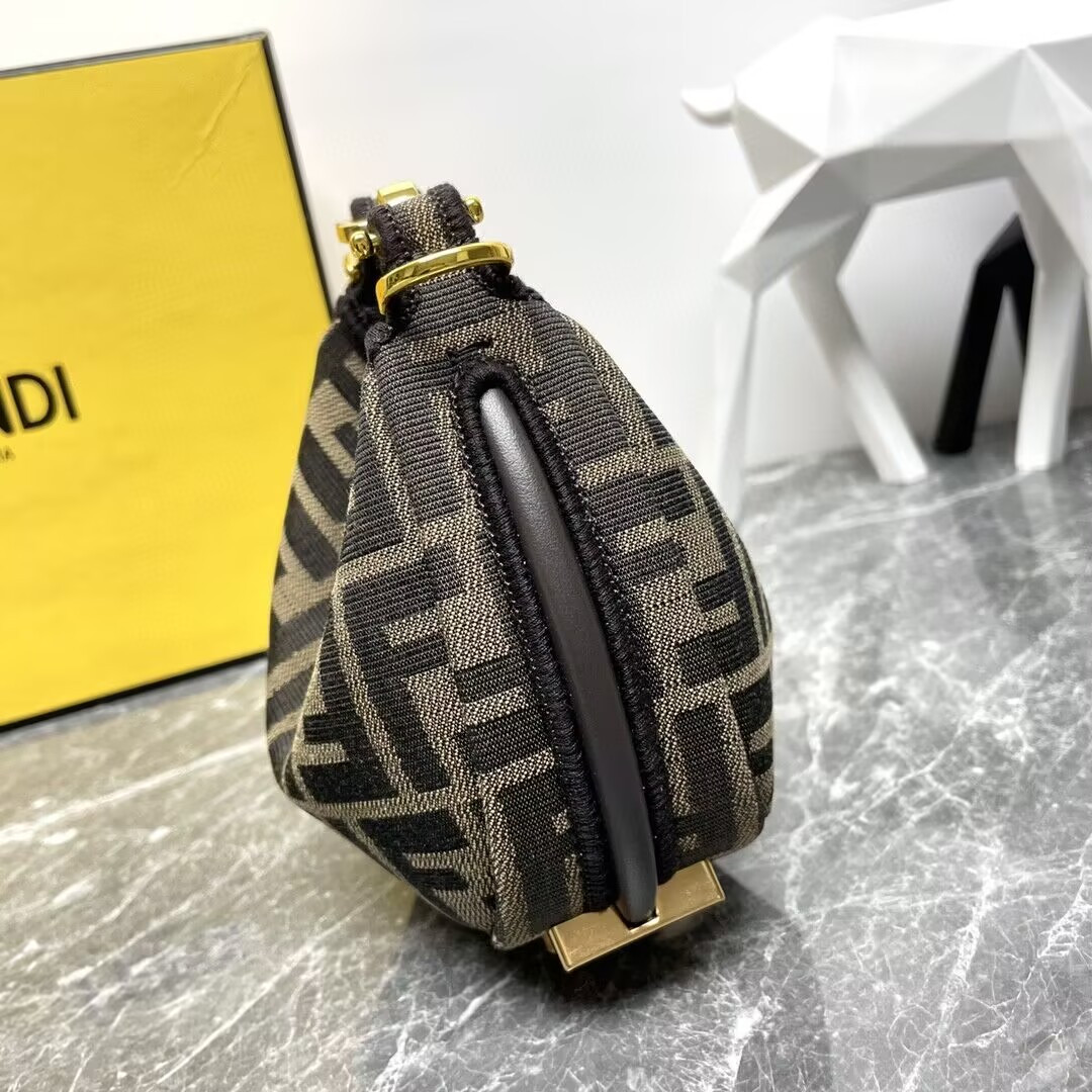 Fendi Nano Fendigraphy Hobo bag 14x5x16.5cm