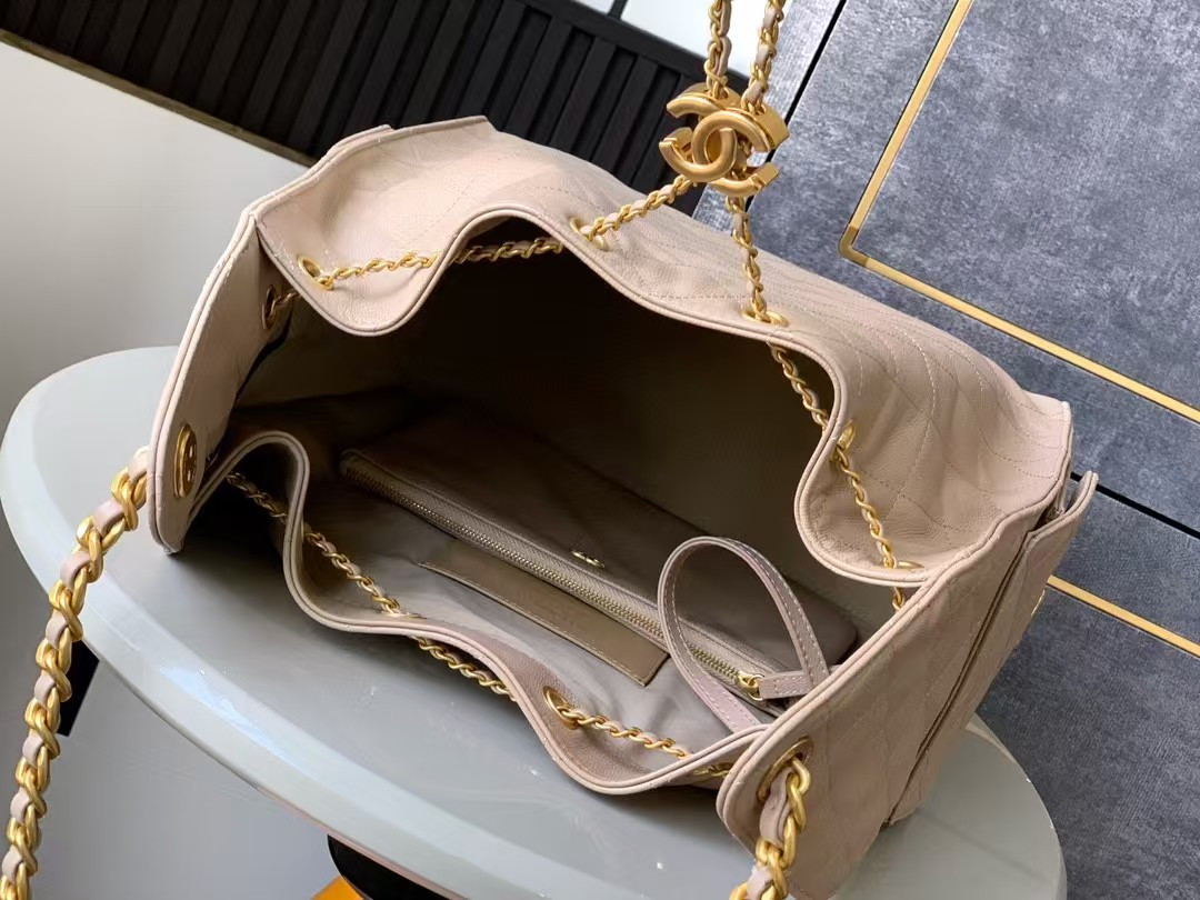 CHANEL 25C Bucket BAG 40x30x15cm
