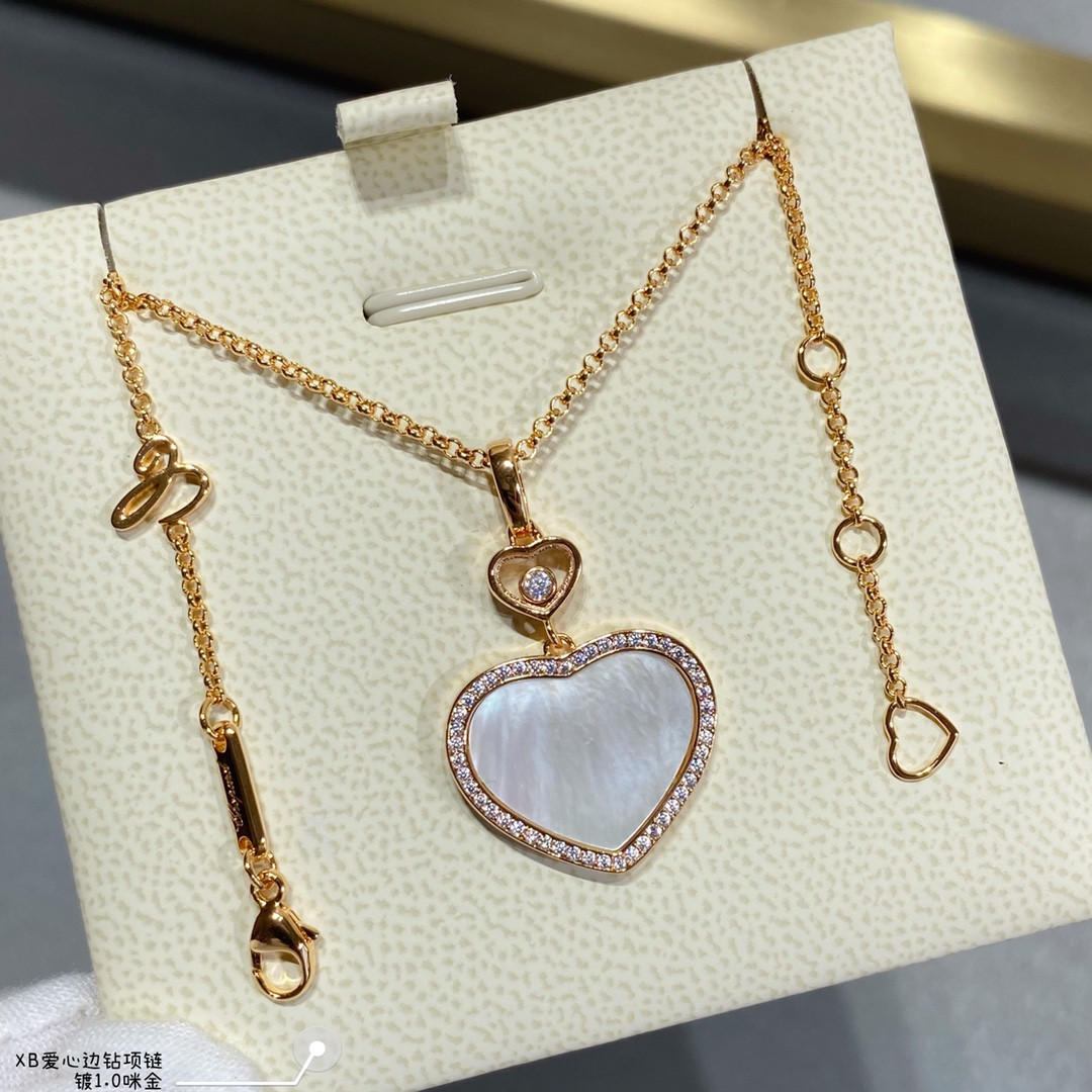 Chopard Heart-shaped Edge Diamond Mother-of-Pearl Necklace