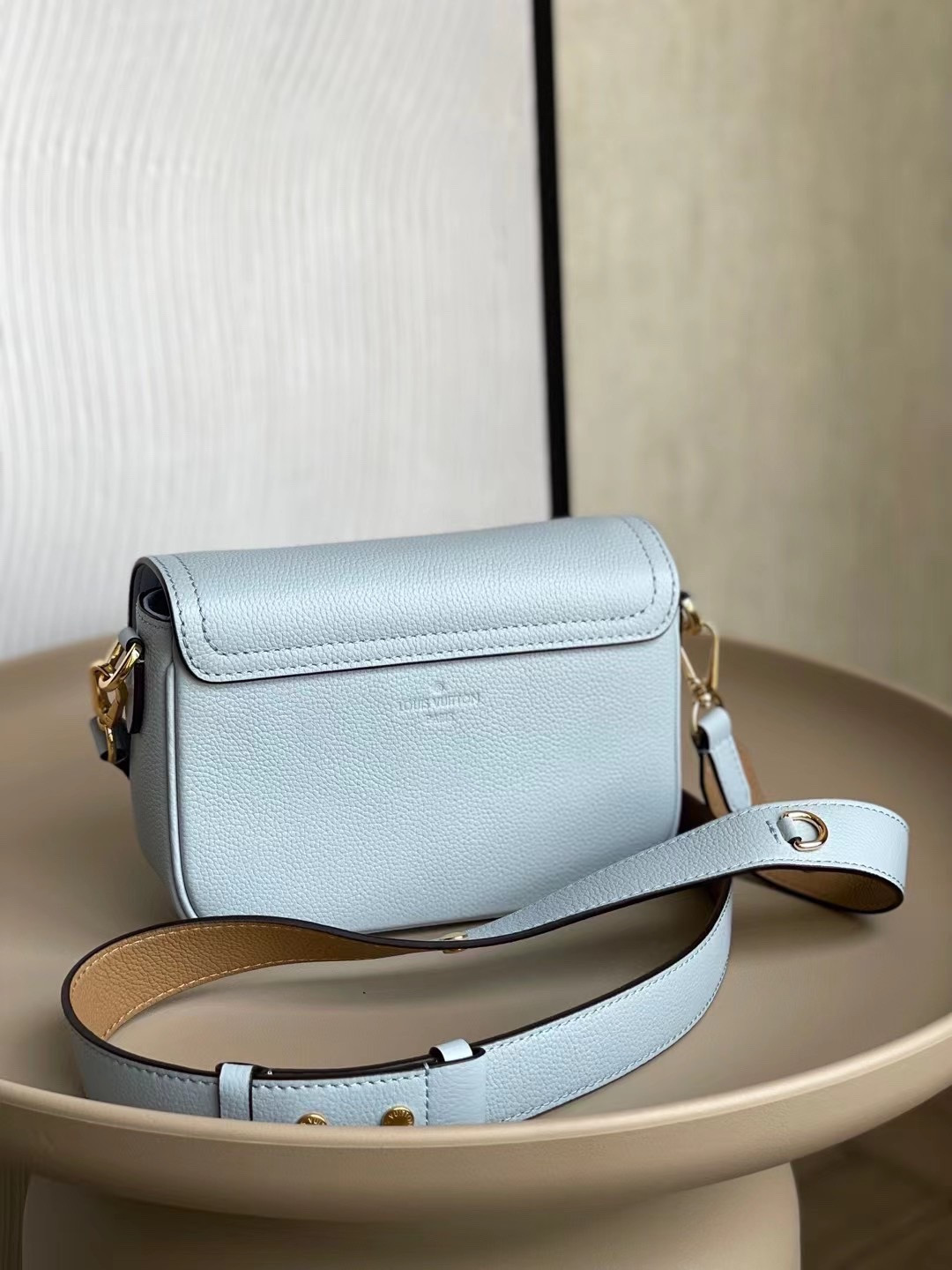 LV LOCKME TENDER M59984