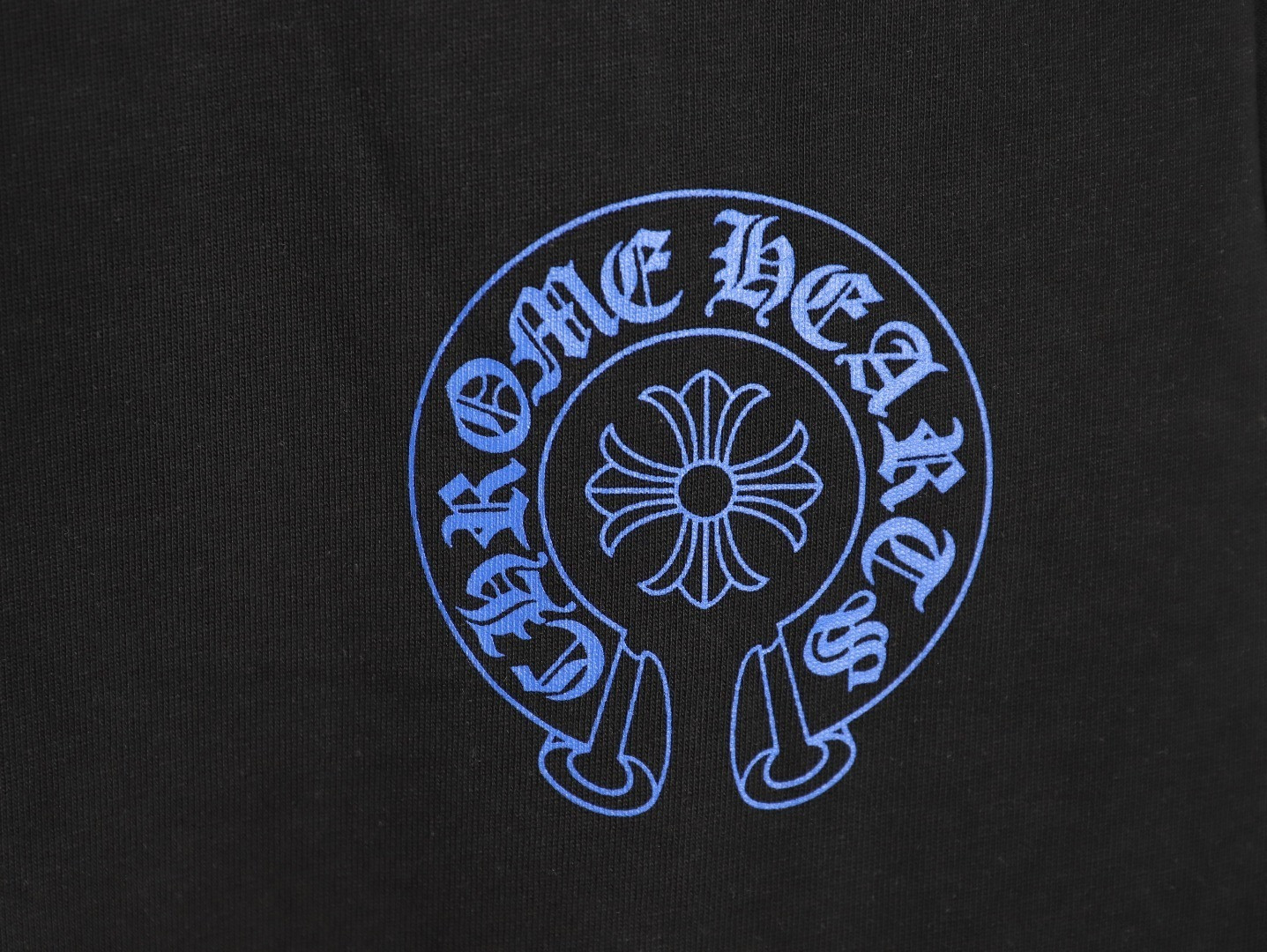 Ch*0me He**ts long-sleeved t-shirt