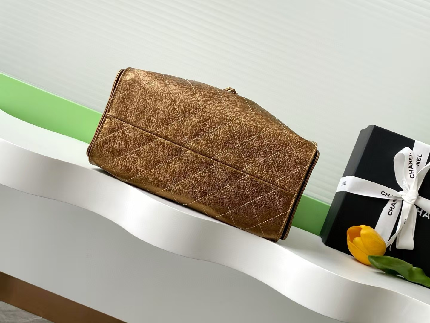 CHANEL 25C Bucket Bag 26x30x14cm