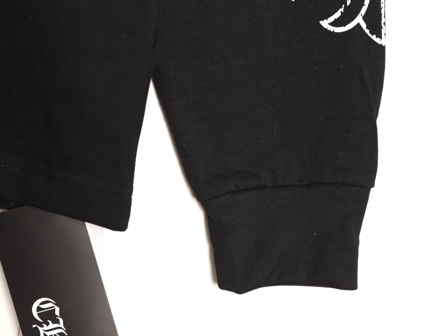 Ch*0me He**ts long-sleeved t-shirt